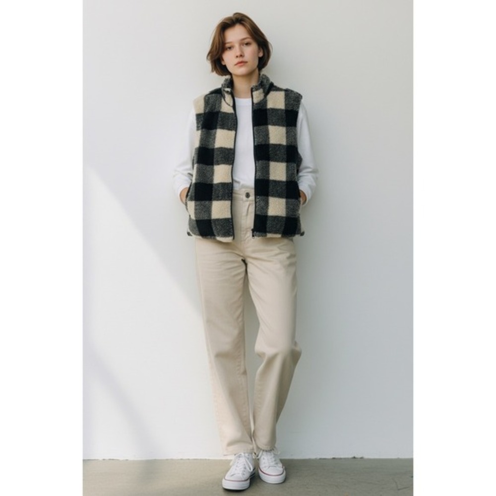 Banana Republic Womens Buffalo Plaid Sherpa‎ Fleece Vest Black Cream Full Zip M
